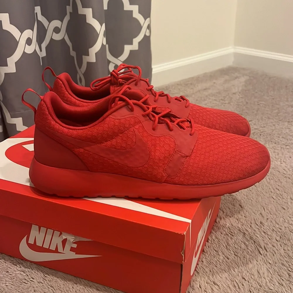 Nike Rosherun Roshe One HYP Shoes Sneakers new Red October 636220 660 Mens Sz 13